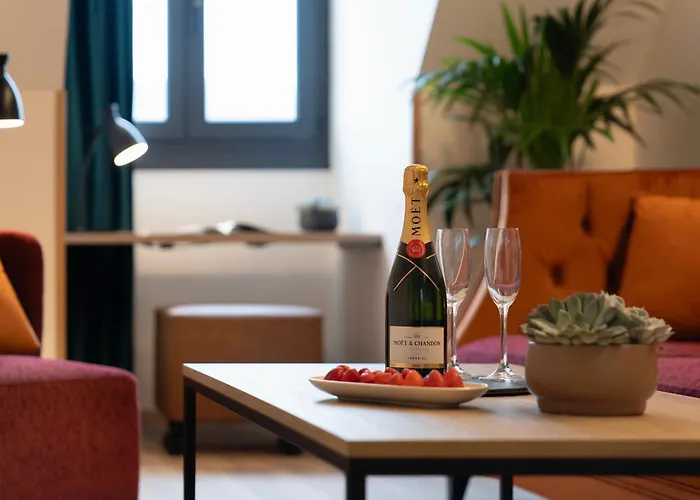 Axel - Adults Only فندق 4*