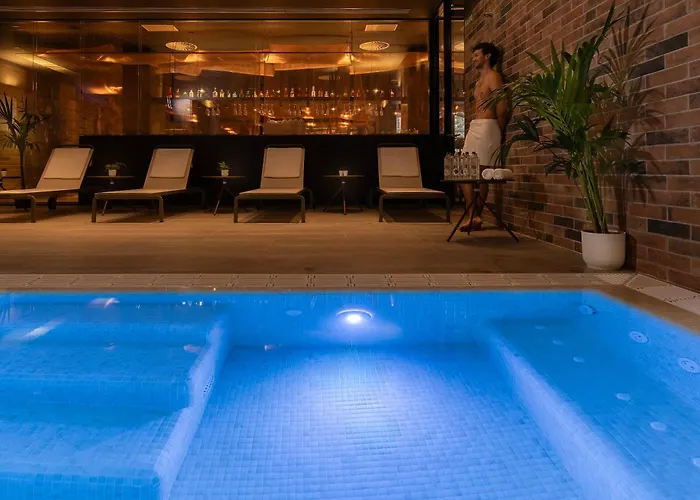 Axel - Adults Only 4* بلباو