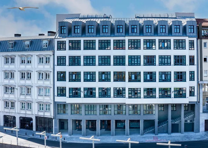 Axel - Adults Only بلباو