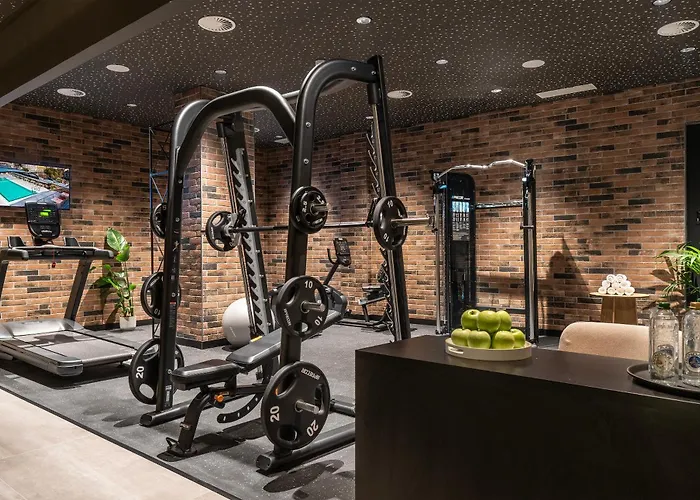 Axel - Adults Only بلباو