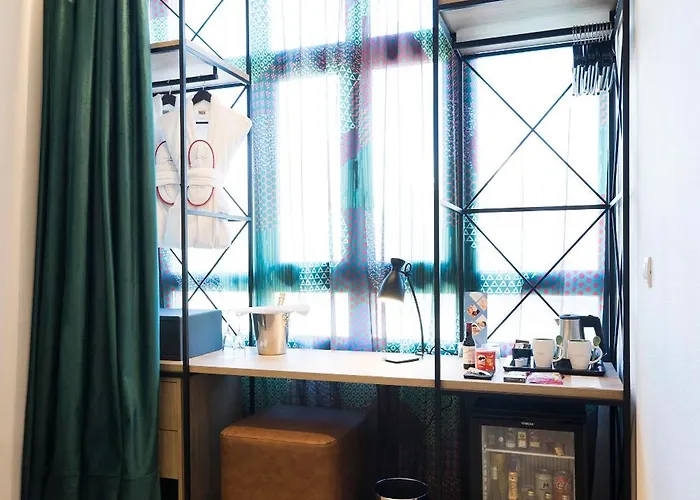 Axel - Adults Only Otel 4*