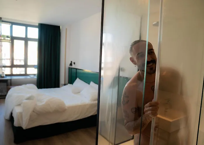 Axel - Adults Only Otel